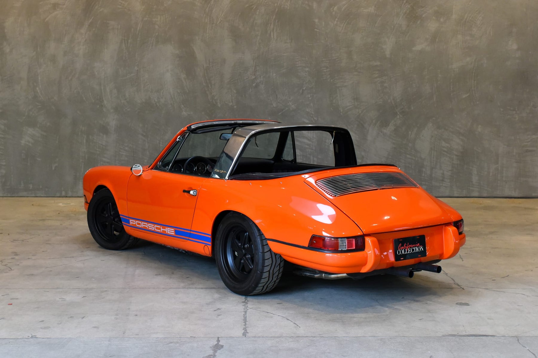 Bexco 001 rear three-quarter view with soft-window Targa roof