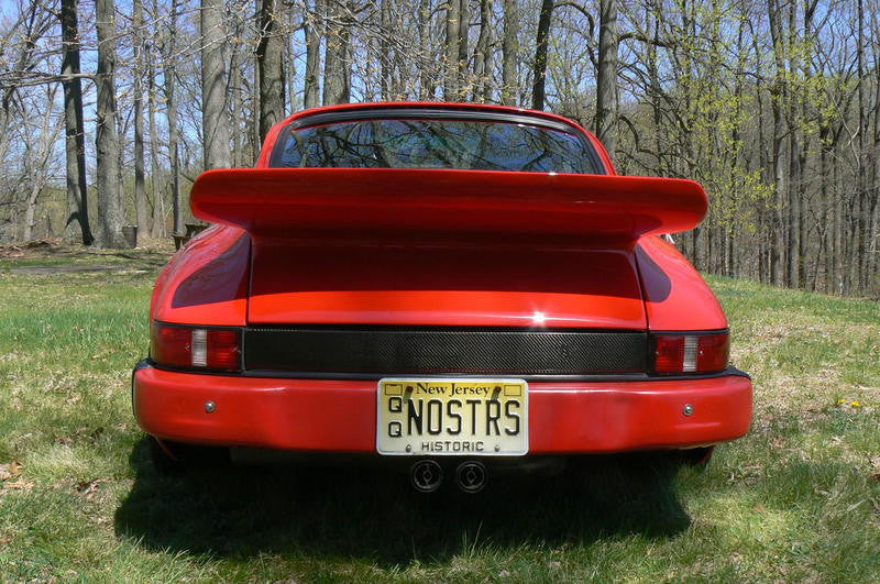 911 Whale Tail