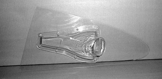 911R Quarter Window With NACA Duct - Classic Porsche 911 Window Part | Bexco Automotive