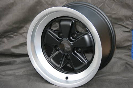Porsche 911 7x15 Fuchs-Style Wheel - Matte Black / Diamond-Cut Lip